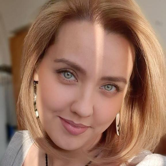 Художественный руководитель школы вокала "Стихия голоса" о поиске индивидуального голоса